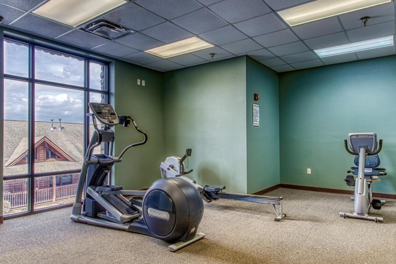 Gorgeous 2Bd 2Bth Condo With Mountain Views Pool Hot Tub Game Room Close To Parkway Pigeon Forge Exterior foto